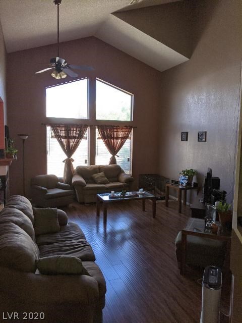411 Leighann Road Henderson, NV 89015 - Photo 9 of 37 Gallery Image 9