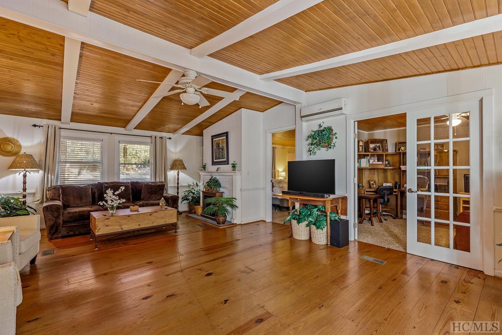 139 Dominion Road Cashiers, NC 28717 - Photo 8 of 25 Gallery Image 8