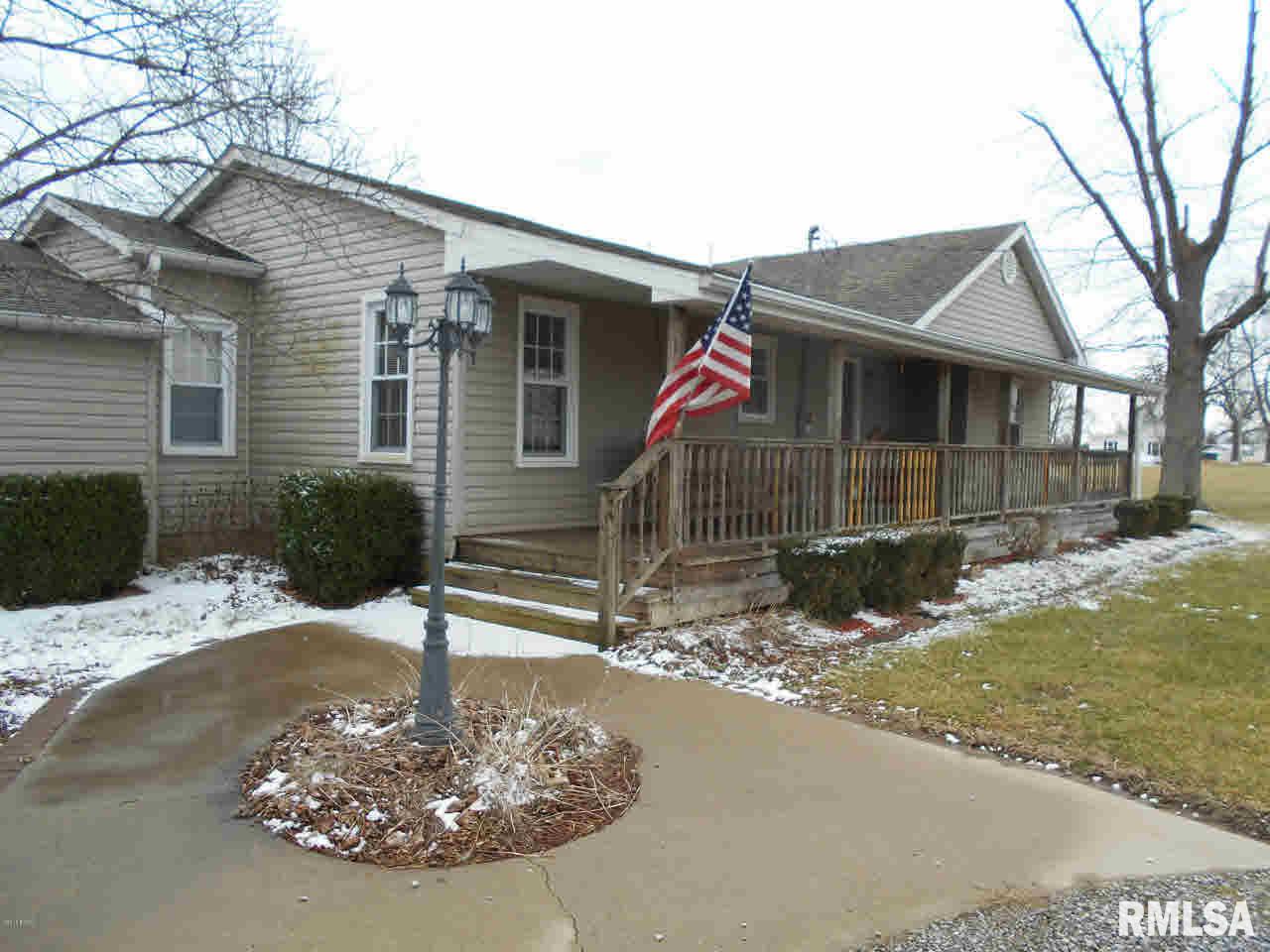 3252 Blue Mound Road Flora, IL 62839 - Photo 1 of 13
