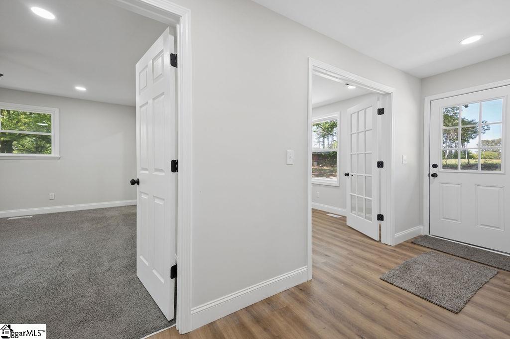 218 Ridgecrest Drive Williamston, SC 29697 - Photo 13 of 27