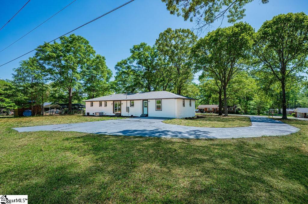 218 Ridgecrest Drive Williamston, SC 29697 - Photo 25 of 27