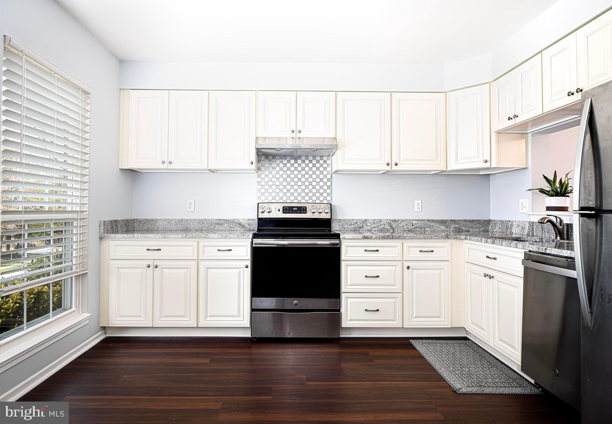 3991 Forest Valley Road Parkville, MD 21234 - Photo 5 of 32 Gallery Image 5