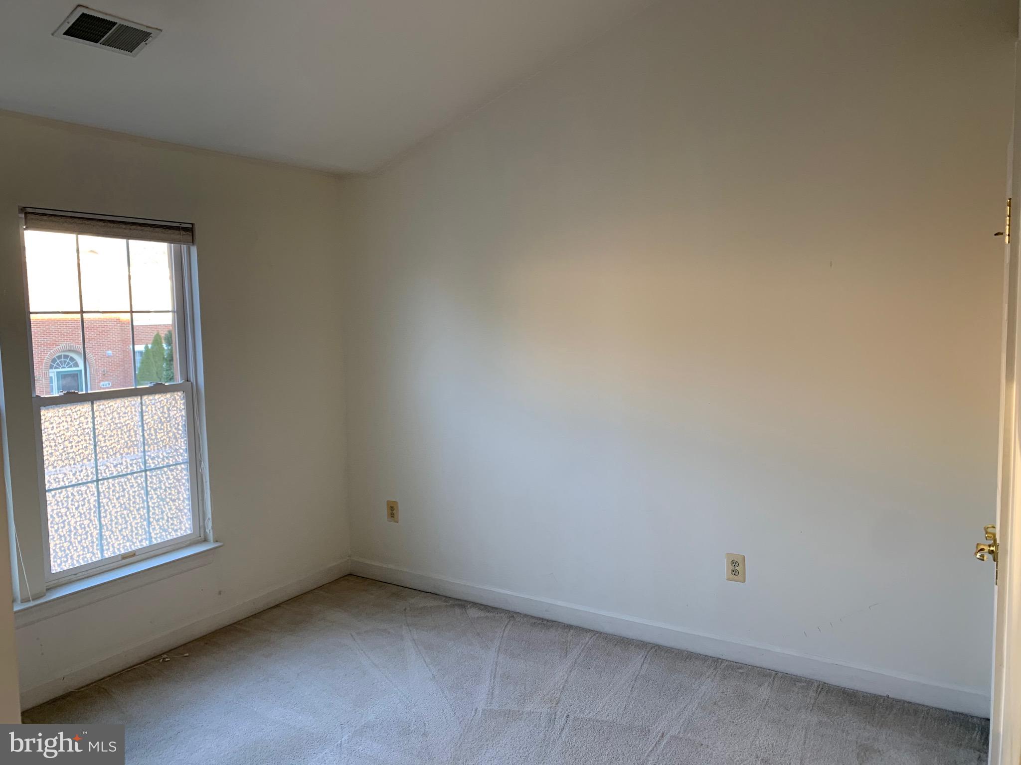 14124 Red Eagle Lane Silver Spring, MD 20906 - Photo 26 of 28 Bedroom