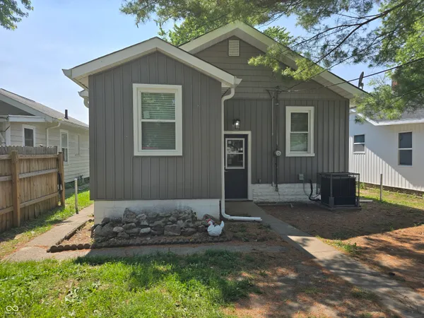 $1,750 | 2035 South Pennsylvania Street, Indianapolis, IN 46225