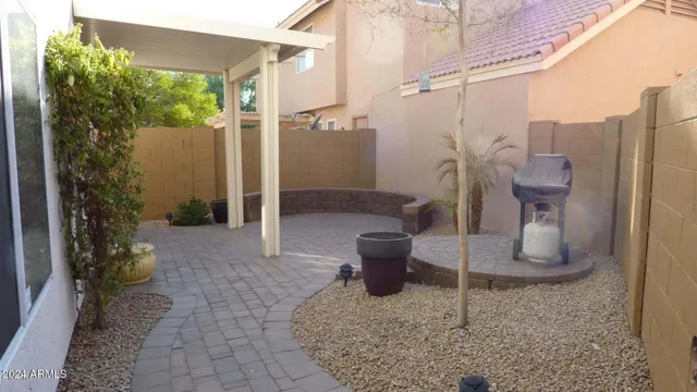 $1,895 | 3754 East Ironwood Drive, Phoenix, AZ 85044