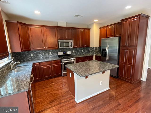 22440 Snow Powder Terrace Brambleton, VA 20148 - Photo 7 of 21 Kitchen