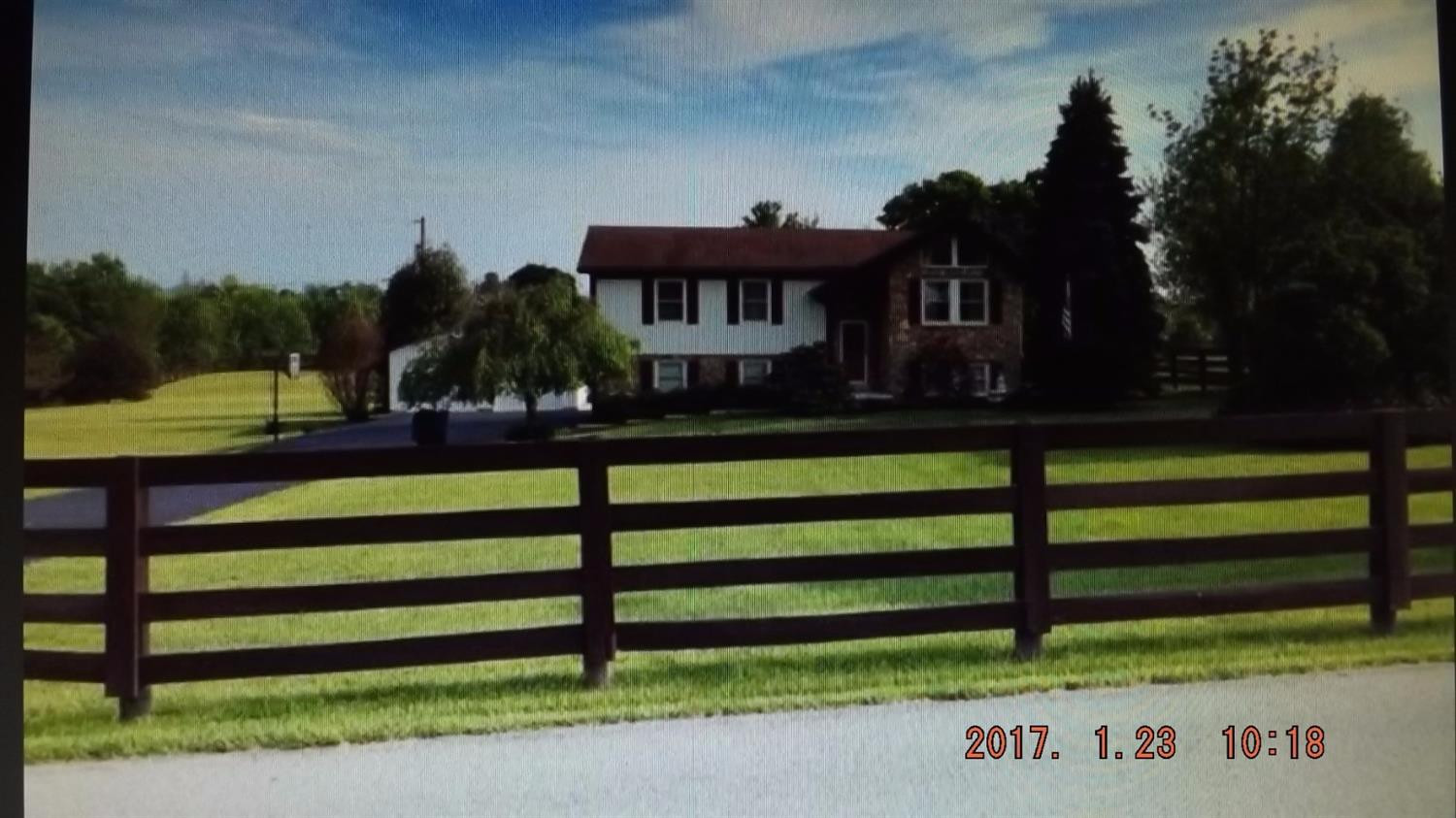 401 Menelaus Road Berea, KY 40403 - Photo 1 of 8 Photo 1