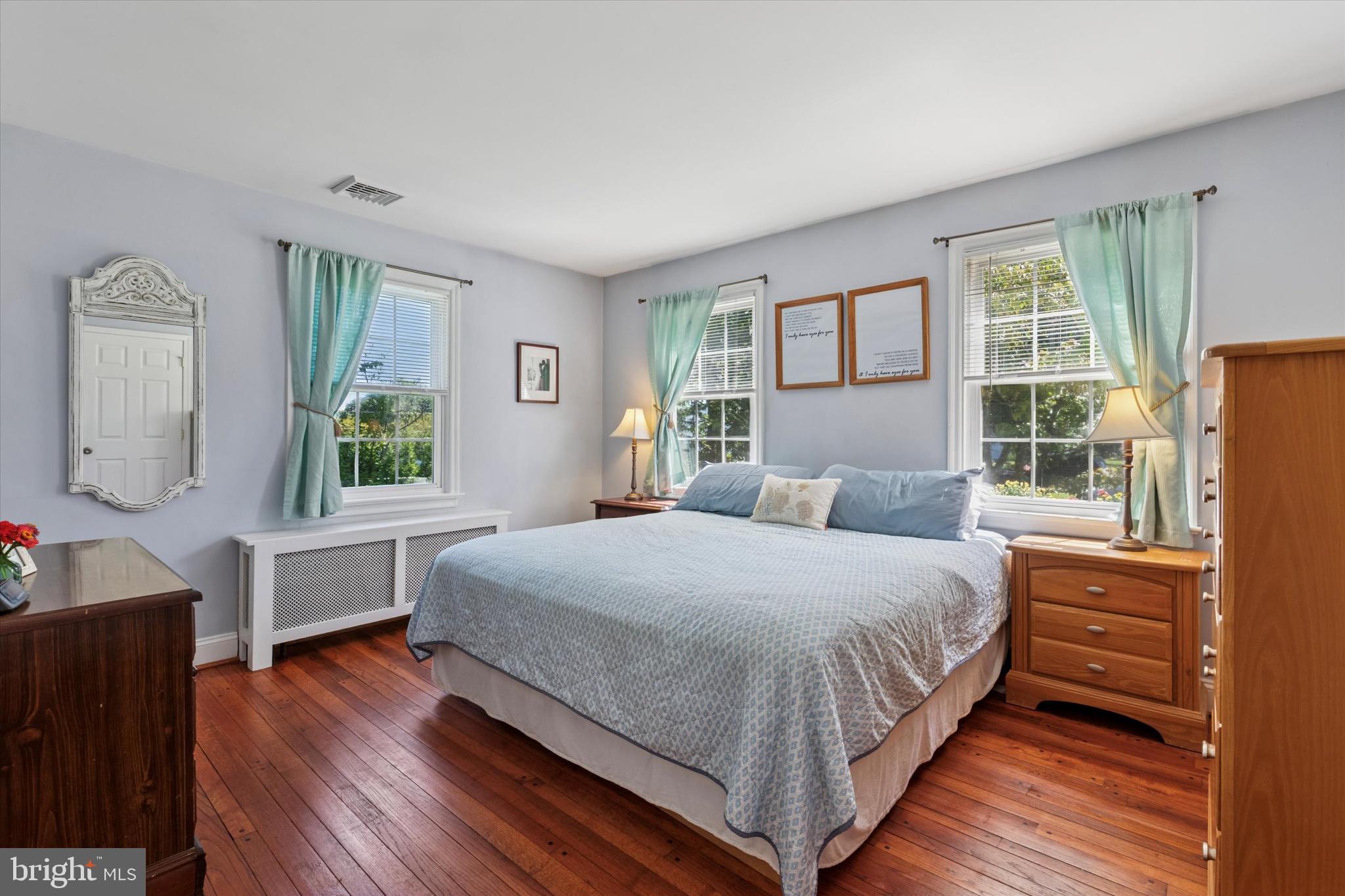 510 Concord Road Broomall, PA 19008 - Photo 12 of 35 a bedroom with a large bed and a window