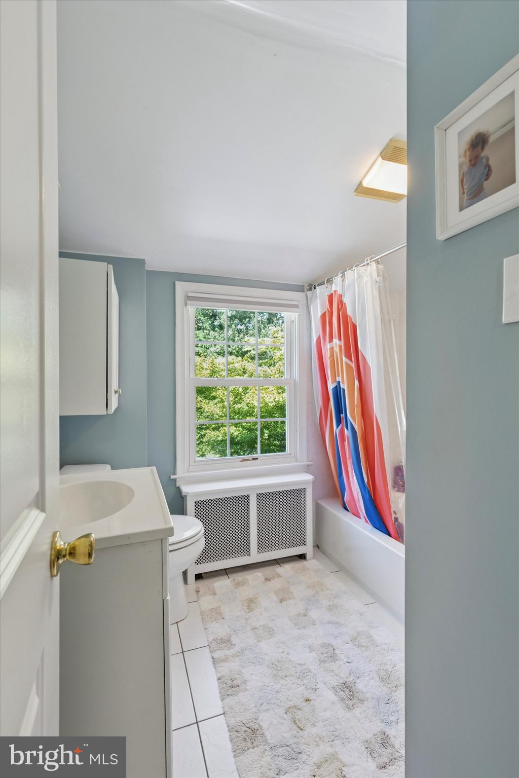 510 Concord Road Broomall, PA 19008 - Photo 22 of 35 a room with a washer and dryer