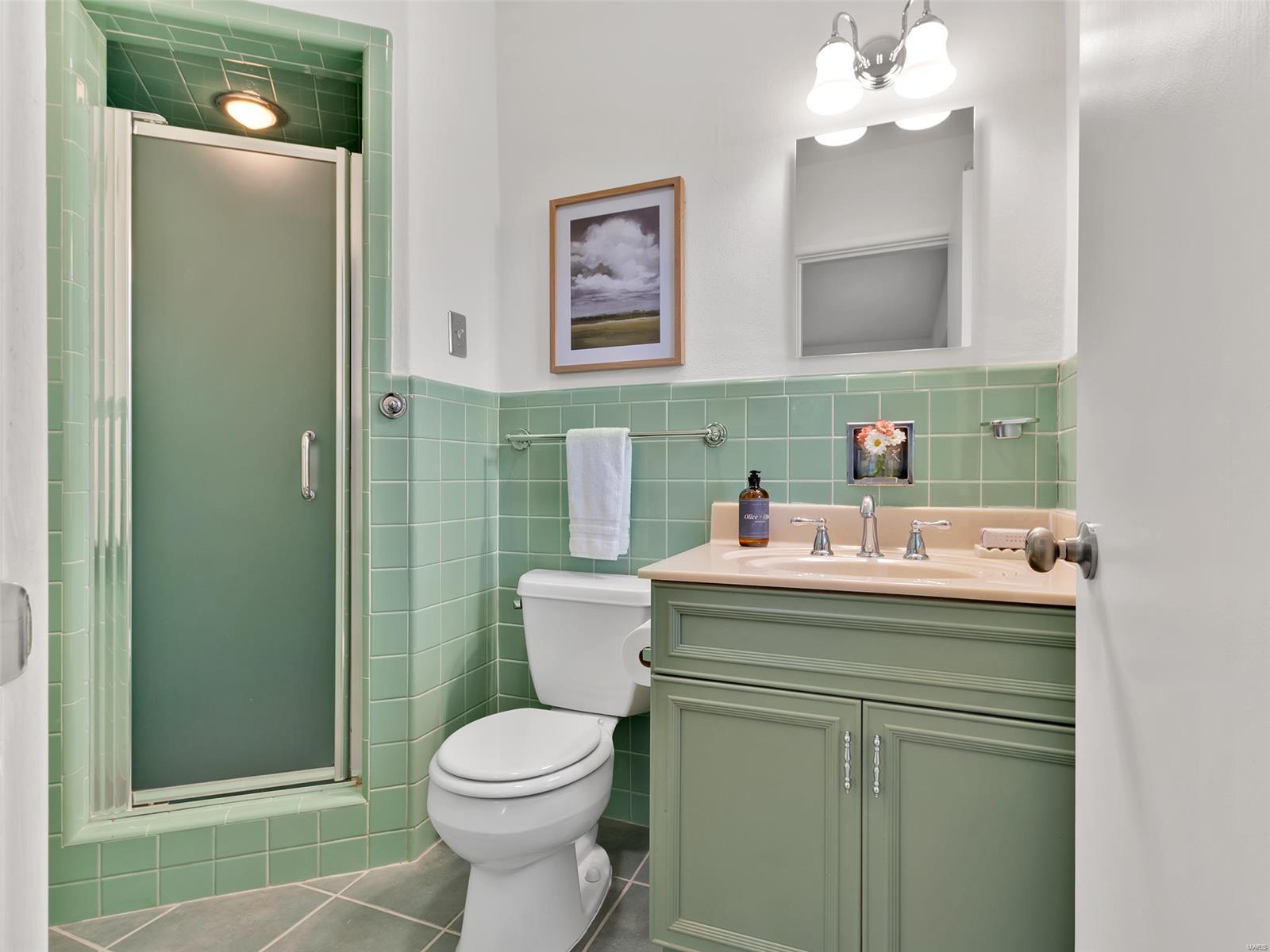 864 Renderer Drive Warson Woods, MO 63122 - Photo 16 of 24