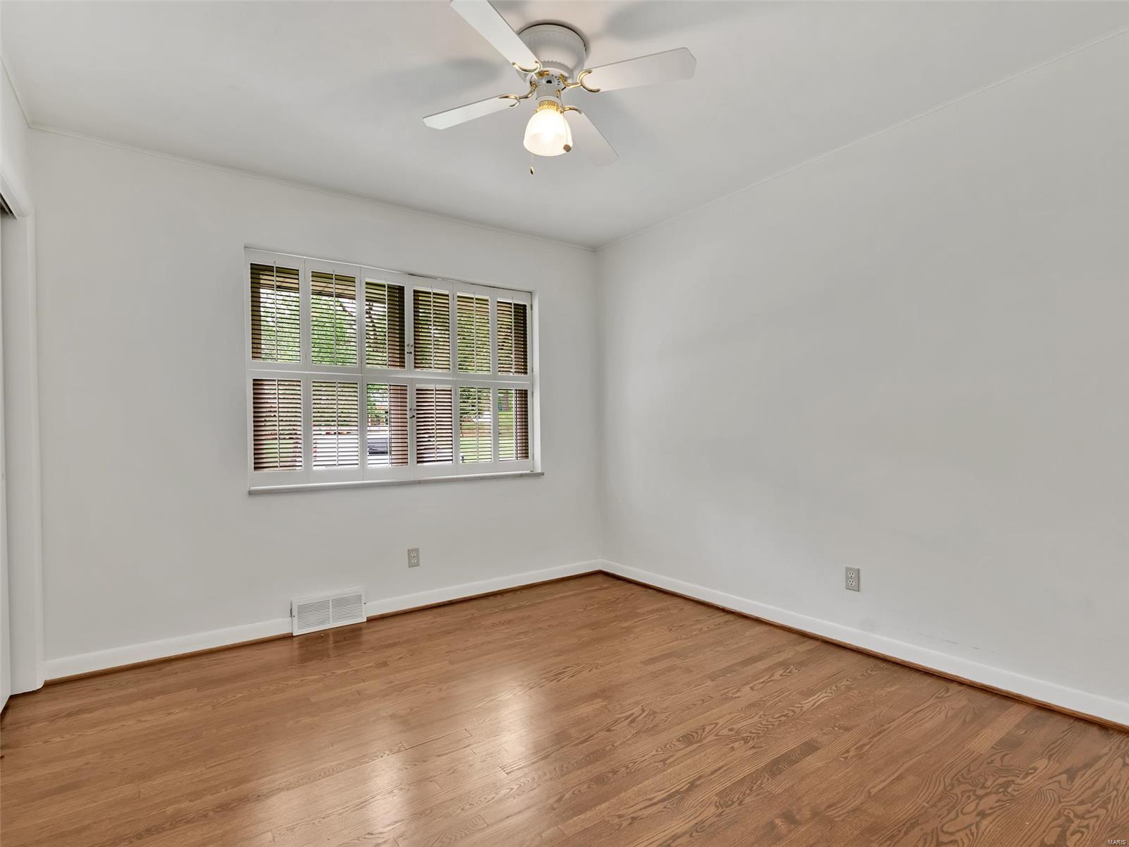 864 Renderer Drive Warson Woods, MO 63122 - Photo 20 of 24