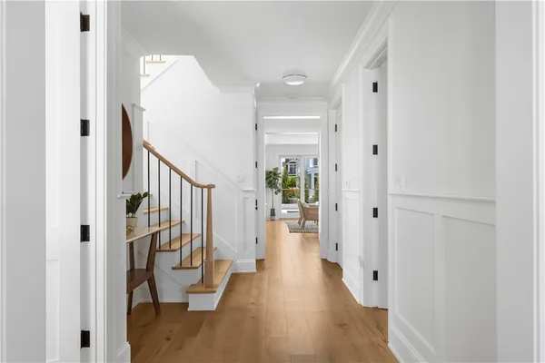 $4,695,000 | 811 Ocean Road, Narragansett, RI 02882