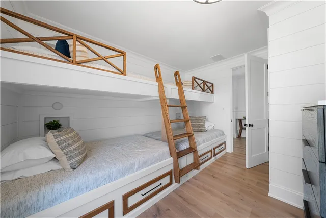 $4,695,000 | 811 Ocean Road, Narragansett, RI 02882