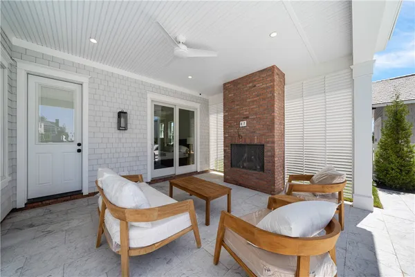 $4,695,000 | 811 Ocean Road, Narragansett, RI 02882