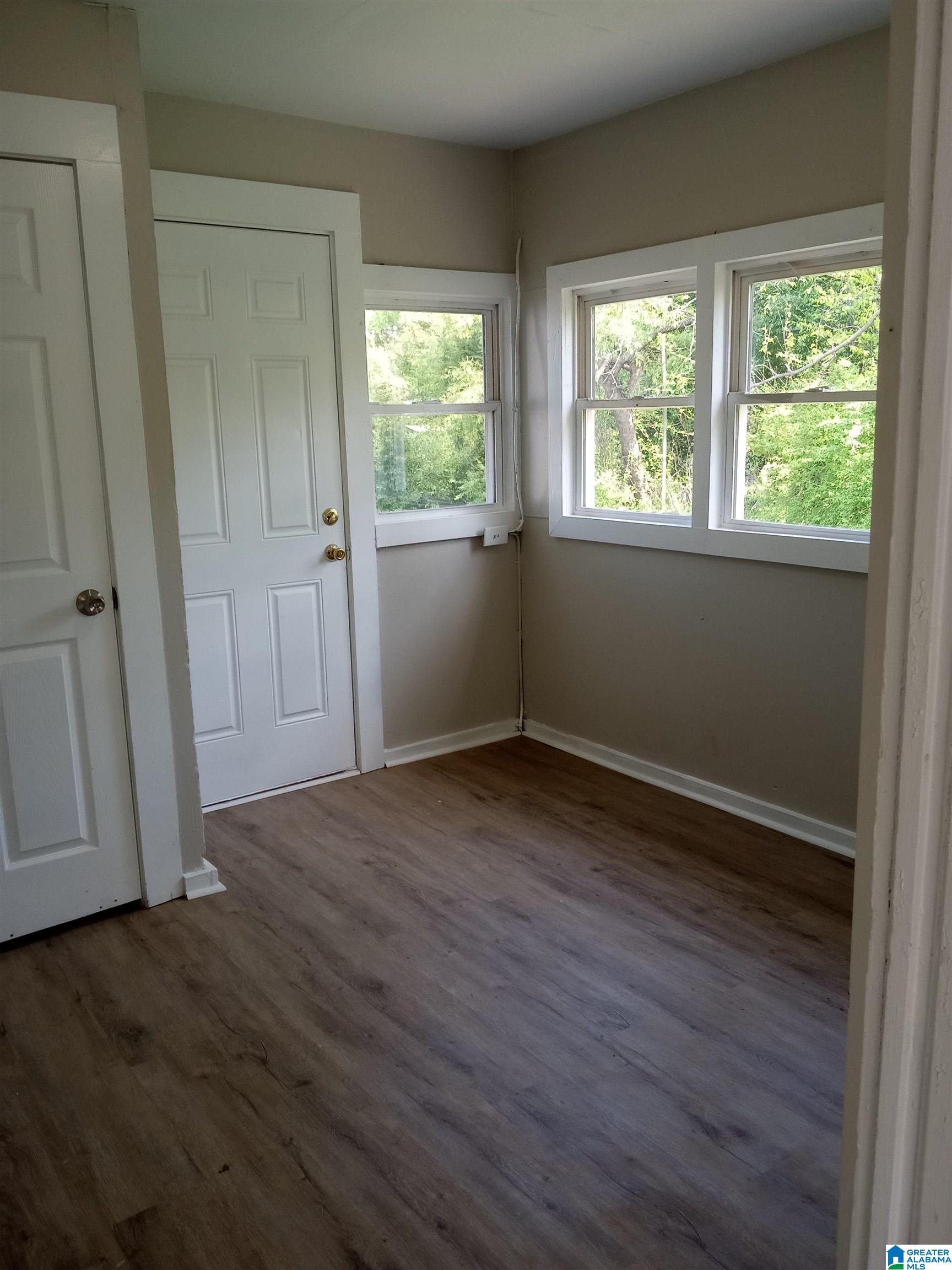 1133 14th Place Southwest Birmingham, AL 35211 - Photo 13 of 19