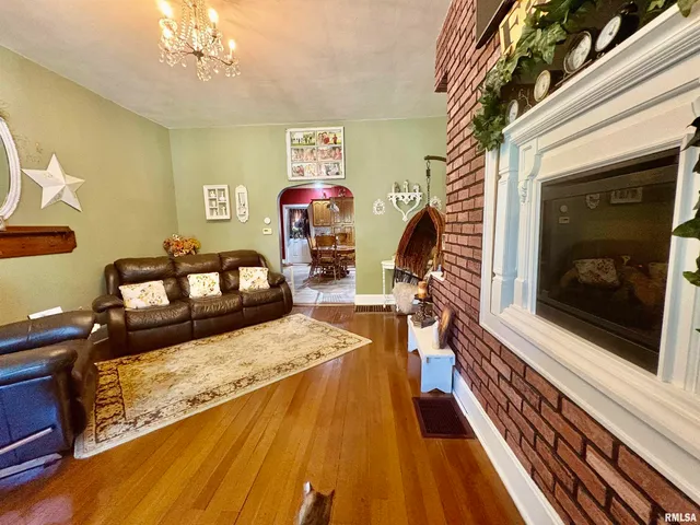 $139,900 | 697 East State Street, Jacksonville, IL 62650