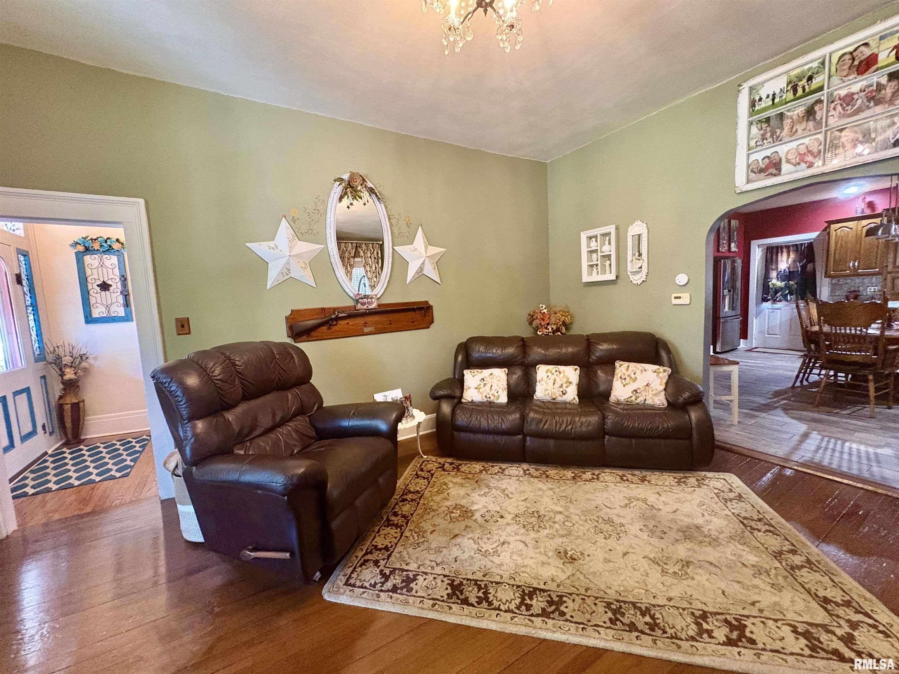 697 East State Street Jacksonville, IL 62650 - Photo 15 of 65