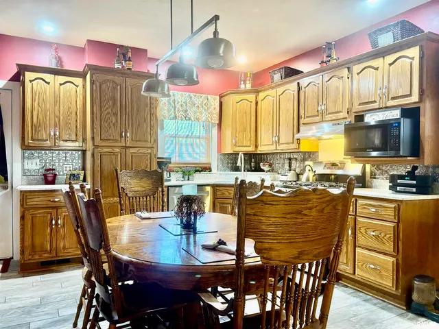 $139,900 | 697 East State Street, Jacksonville, IL 62650