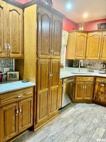 $139,900 | 697 East State Street, Jacksonville, IL 62650