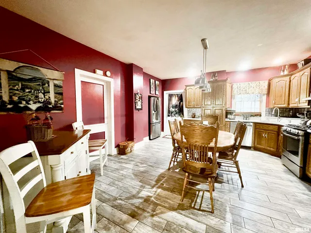 $139,900 | 697 East State Street, Jacksonville, IL 62650