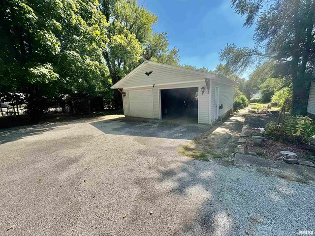 $139,900 | 697 East State Street, Jacksonville, IL 62650