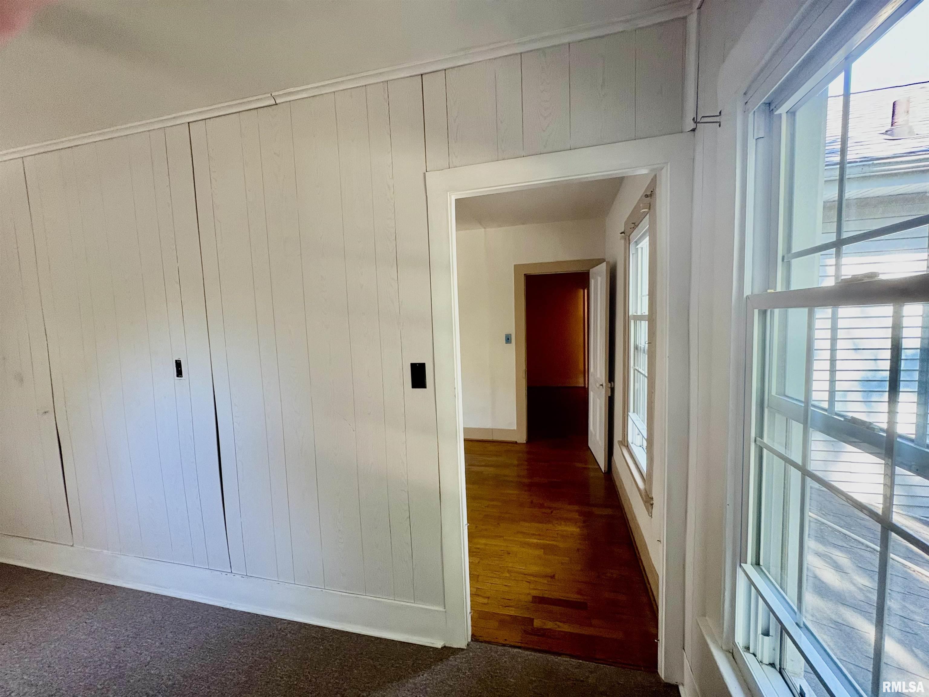 697 East State Street Jacksonville, IL 62650 - Photo 40 of 65