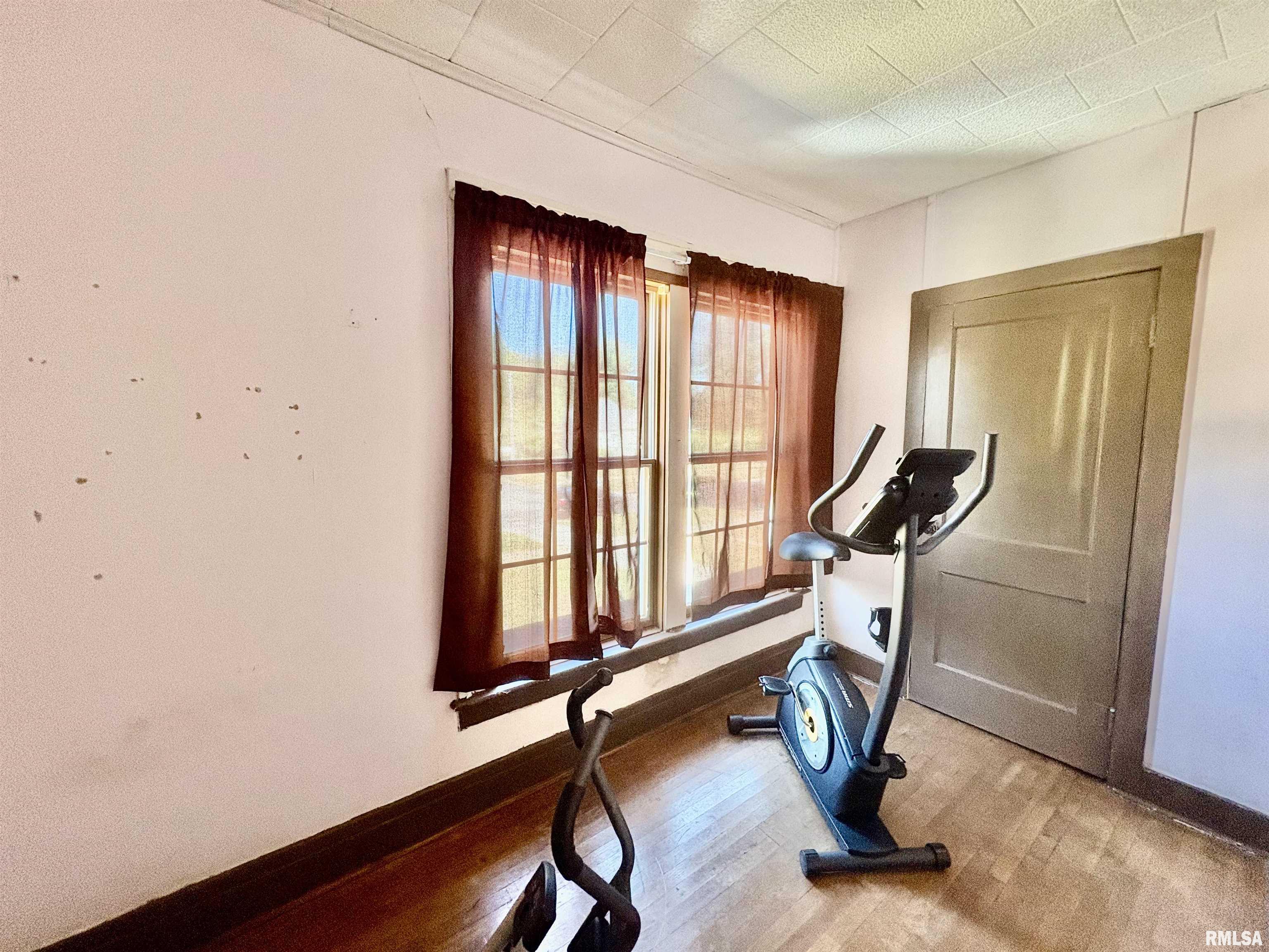 697 East State Street Jacksonville, IL 62650 - Photo 52 of 65