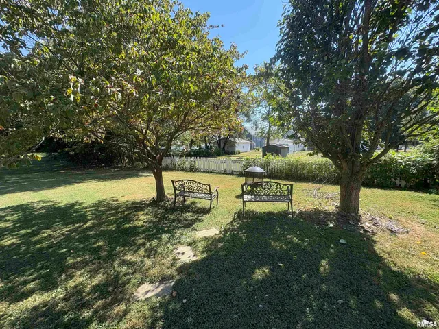 $139,900 | 697 East State Street, Jacksonville, IL 62650