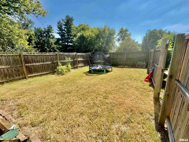 $139,900 | 697 East State Street, Jacksonville, IL 62650