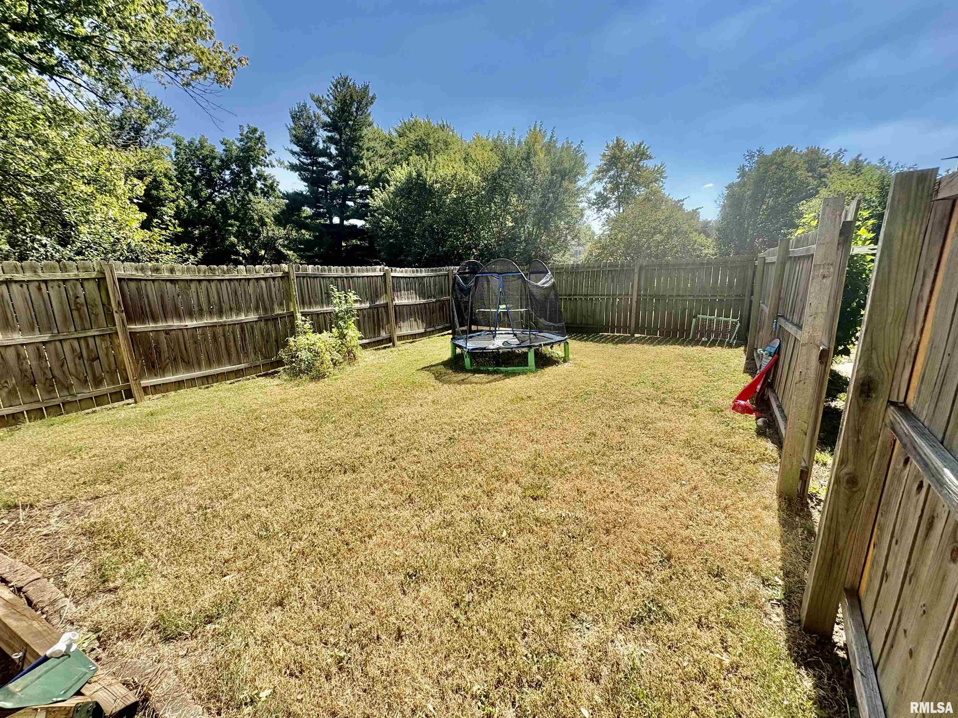 697 East State Street Jacksonville, IL 62650 - Photo 62 of 65