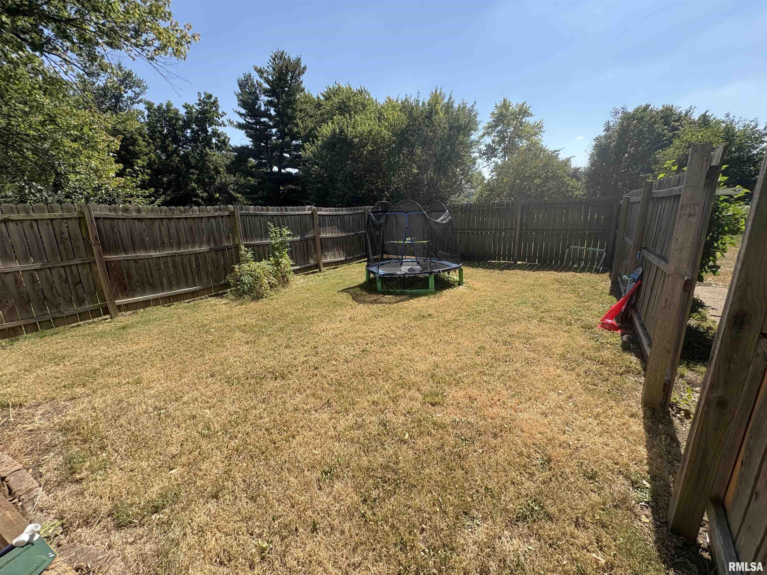 697 East State Street Jacksonville, IL 62650 - Photo 63 of 65