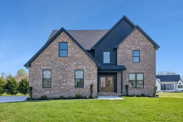 $699,900 | 64 Blairmont Court, Winchester, TN 37398