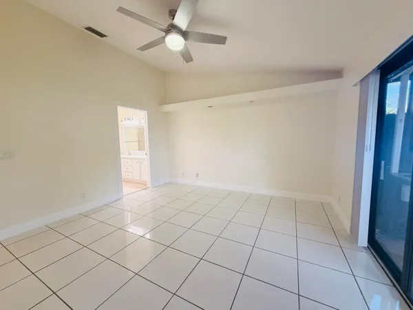 $2,600 | 9856 Watermill Circle, Unit H, Boynton Beach, FL 33437