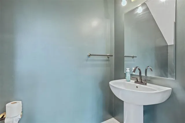 $189,500 | 5017 South Prien Lake Road, Lake Charles, LA 70605