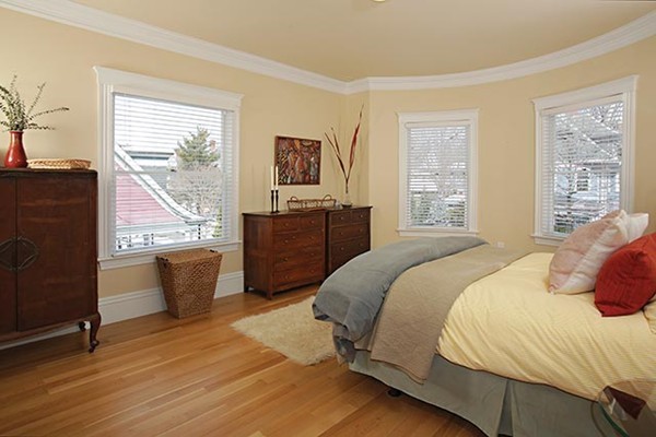 32 Abbottsford Road Brookline, MA 02446 - Photo 7 of 13
