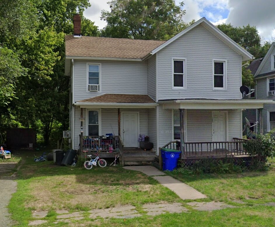200 West Center Street Ridgeway, NY 14103 - Photo 15 of 26 701 Orient St
