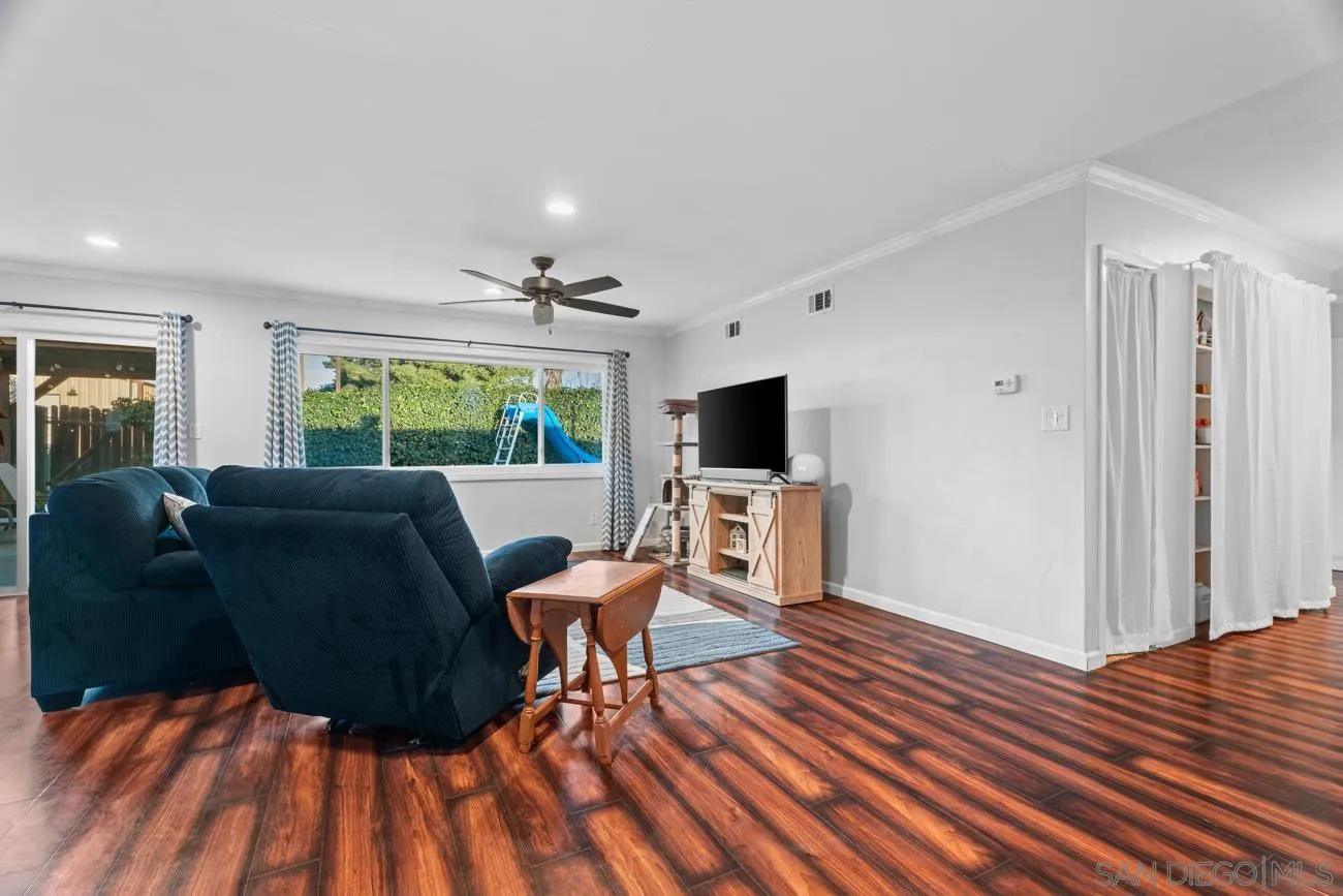 10025 Tamil Road Lakeside, CA 92040 - Photo 3 of 44