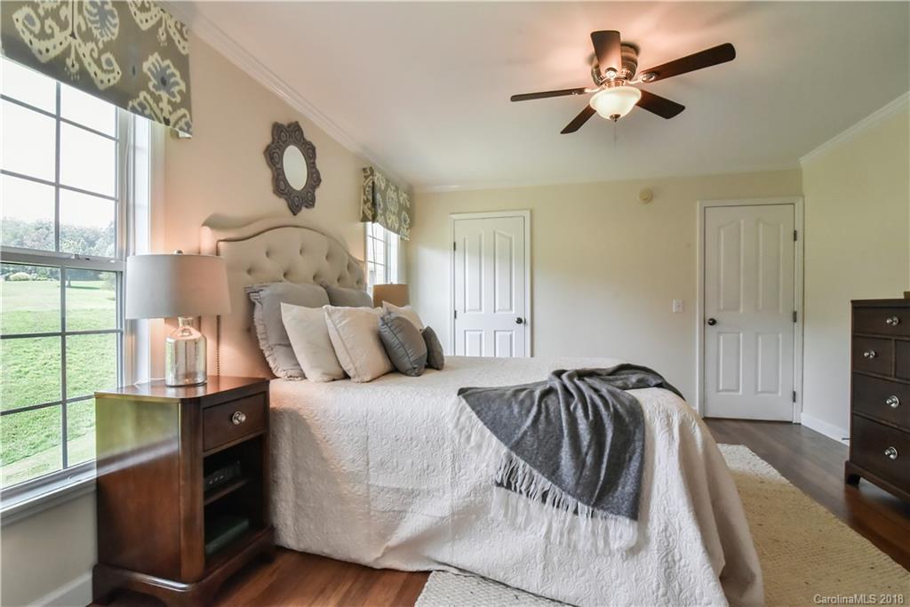 90 Hampton Road Leicester, NC 28748 - Photo 14 of 35