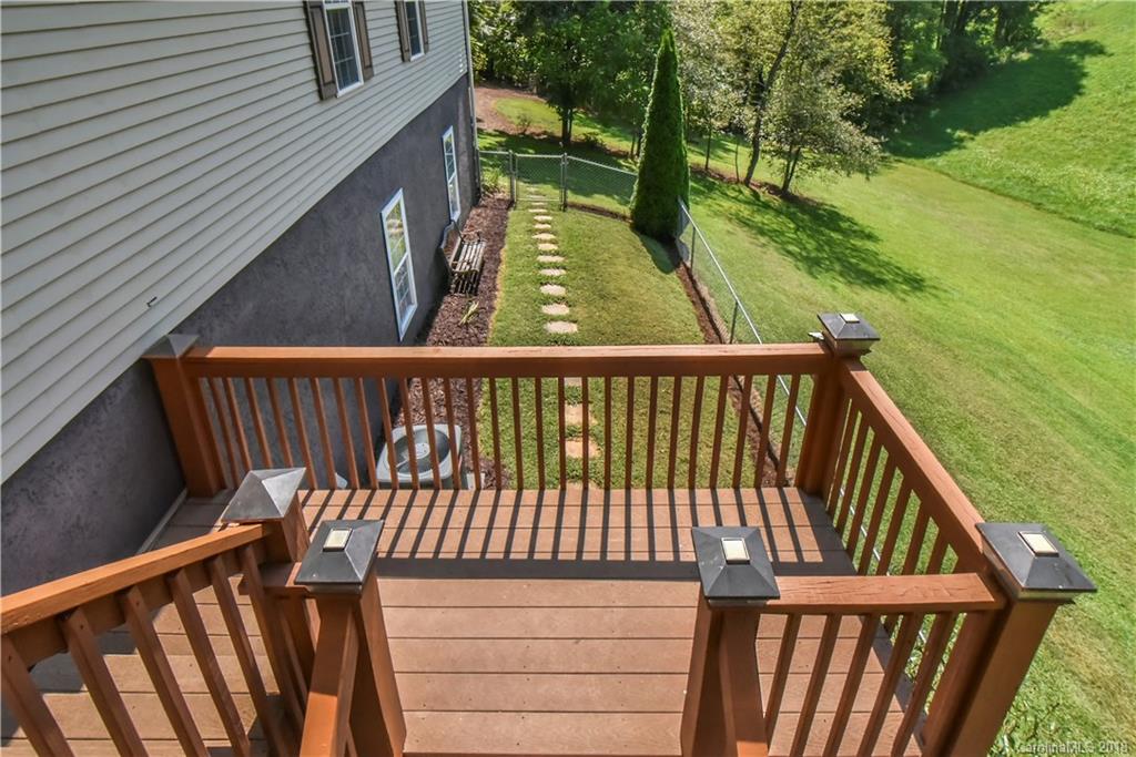 90 Hampton Road Leicester, NC 28748 - Photo 26 of 35