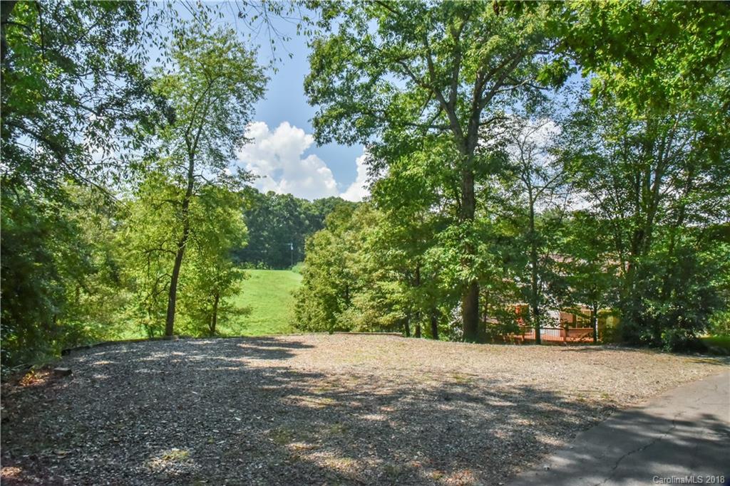 90 Hampton Road Leicester, NC 28748 - Photo 34 of 35