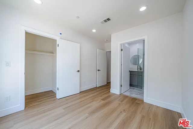 $4,757 | 2057 1/2 South Garth Avenue, Los Angeles, CA 90034
