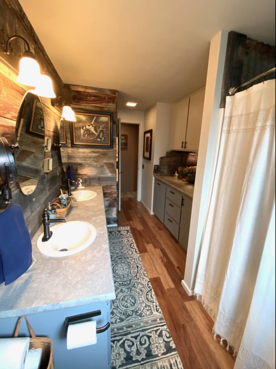 52639 Ammon Road La Pine, OR 97739 - Photo 29 of 33 Ammon Bath