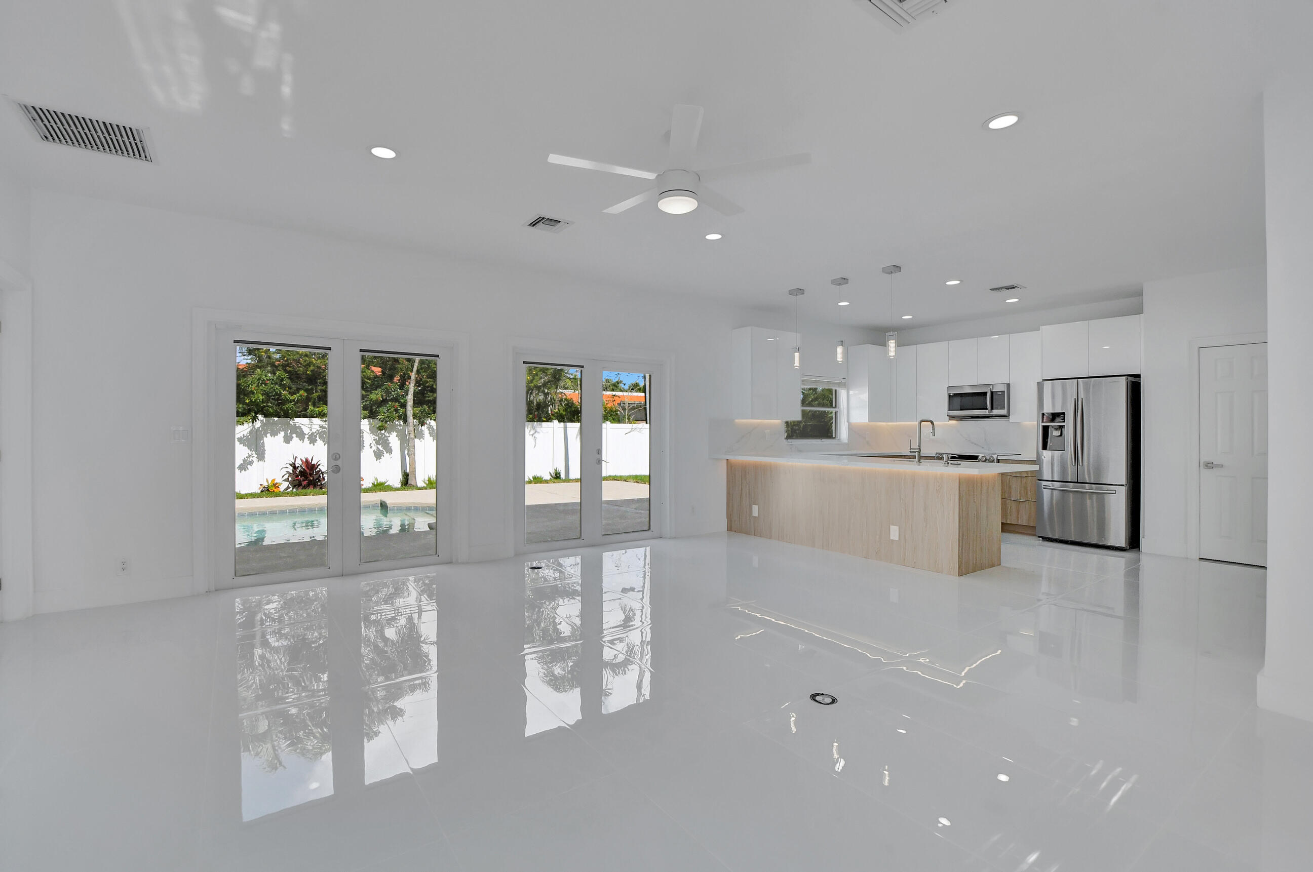 237 Northwest 7th Street Boca Raton, FL 33432 - Photo 4 of 64 36_dsc_3776