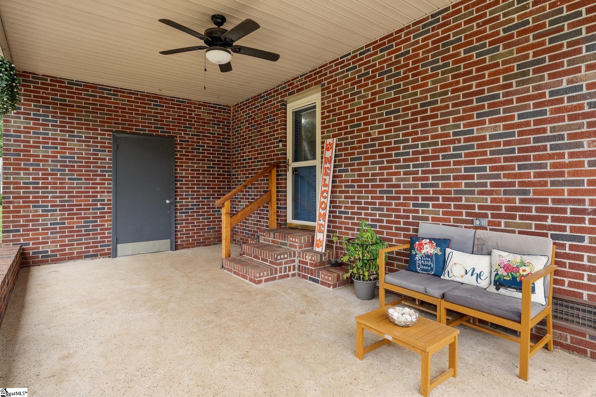 114 1st Street Central, SC 29630 - Photo 26 of 33