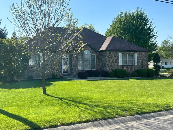 $349,900 | 905 South Park Avenue, Batesville, IN 47006