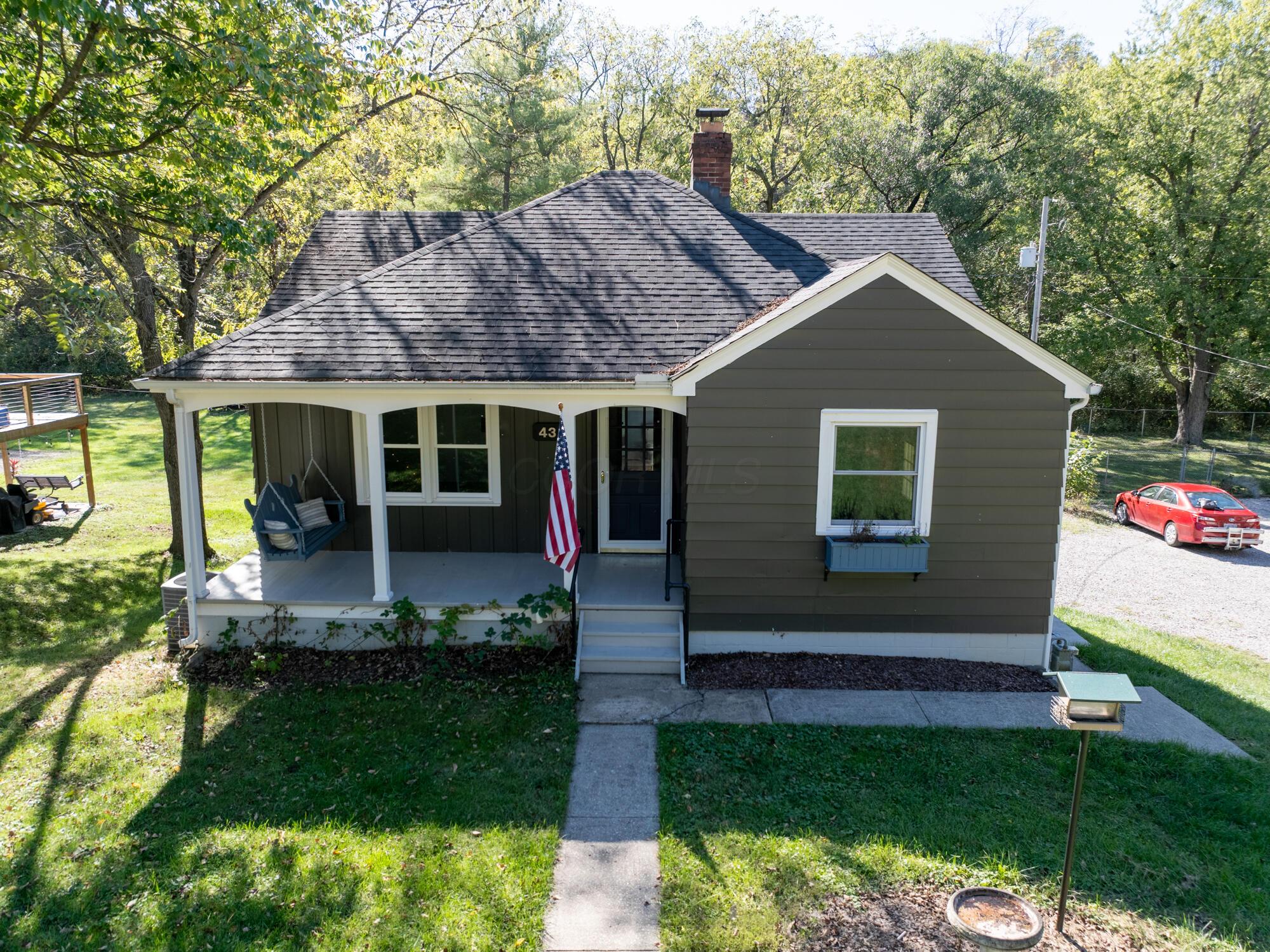 43 Pomeroy Road Athens, OH 45701 - Photo 2 of 57 2025100143pomeroy_athens00062