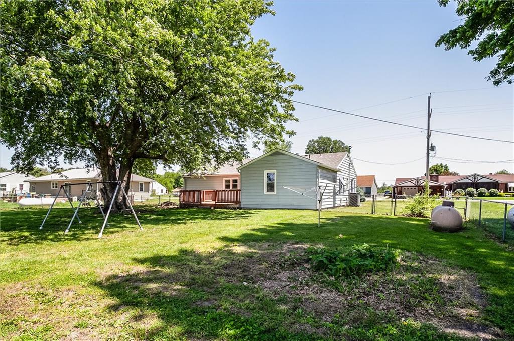 304 Floyd Road Orrick, MO 64077 - Photo 28 of 31