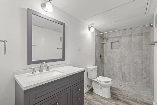 $995 | 12600 Melville Drive, Unit 305A, Montgomery, TX 77356