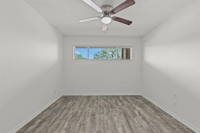 $995 | 12600 Melville Drive, Unit 305A, Montgomery, TX 77356