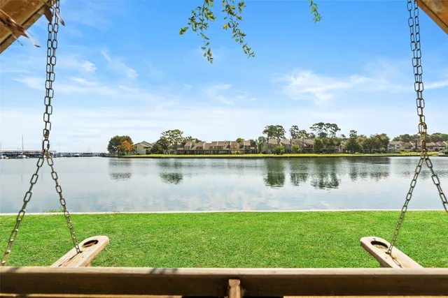 $995 | 12600 Melville Drive, Unit 305A, Montgomery, TX 77356